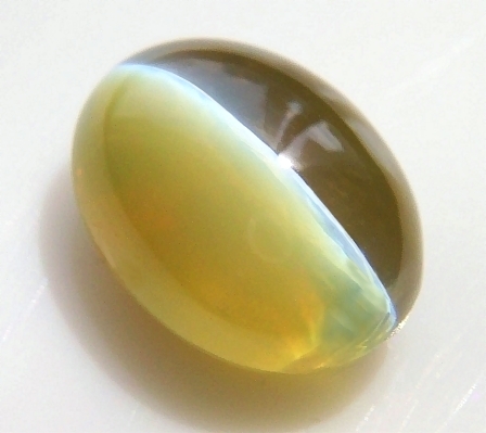 Cat's Eye Gemstone